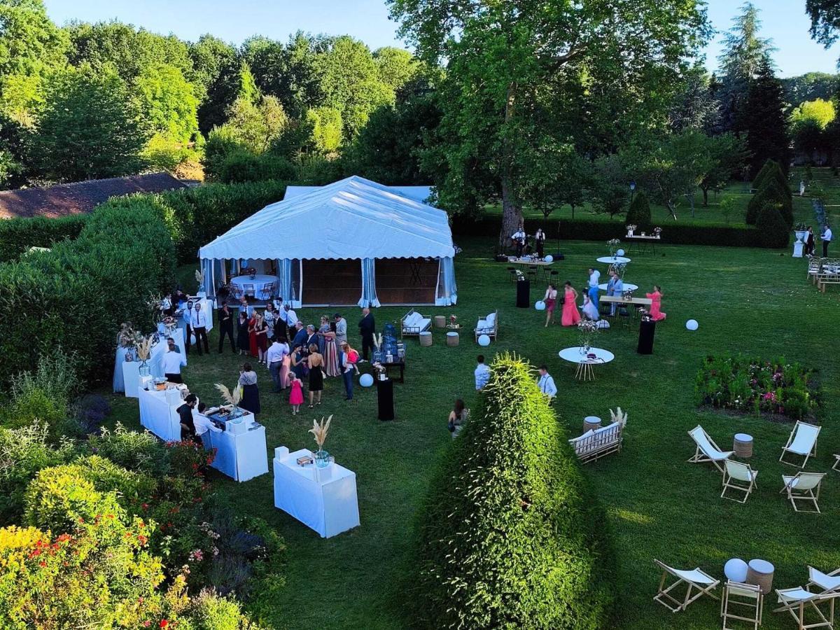 Chateau De Brinville Saint-Sauveur-sur-Ecole المظهر الخارجي الصورة